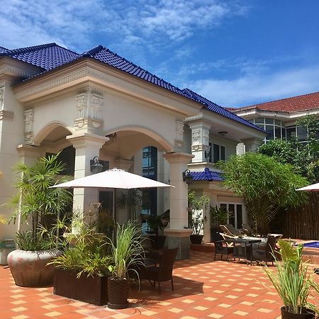 Villa D' Artagnan Hotel & Restaurant Sihanoukville Eksteriør bilde